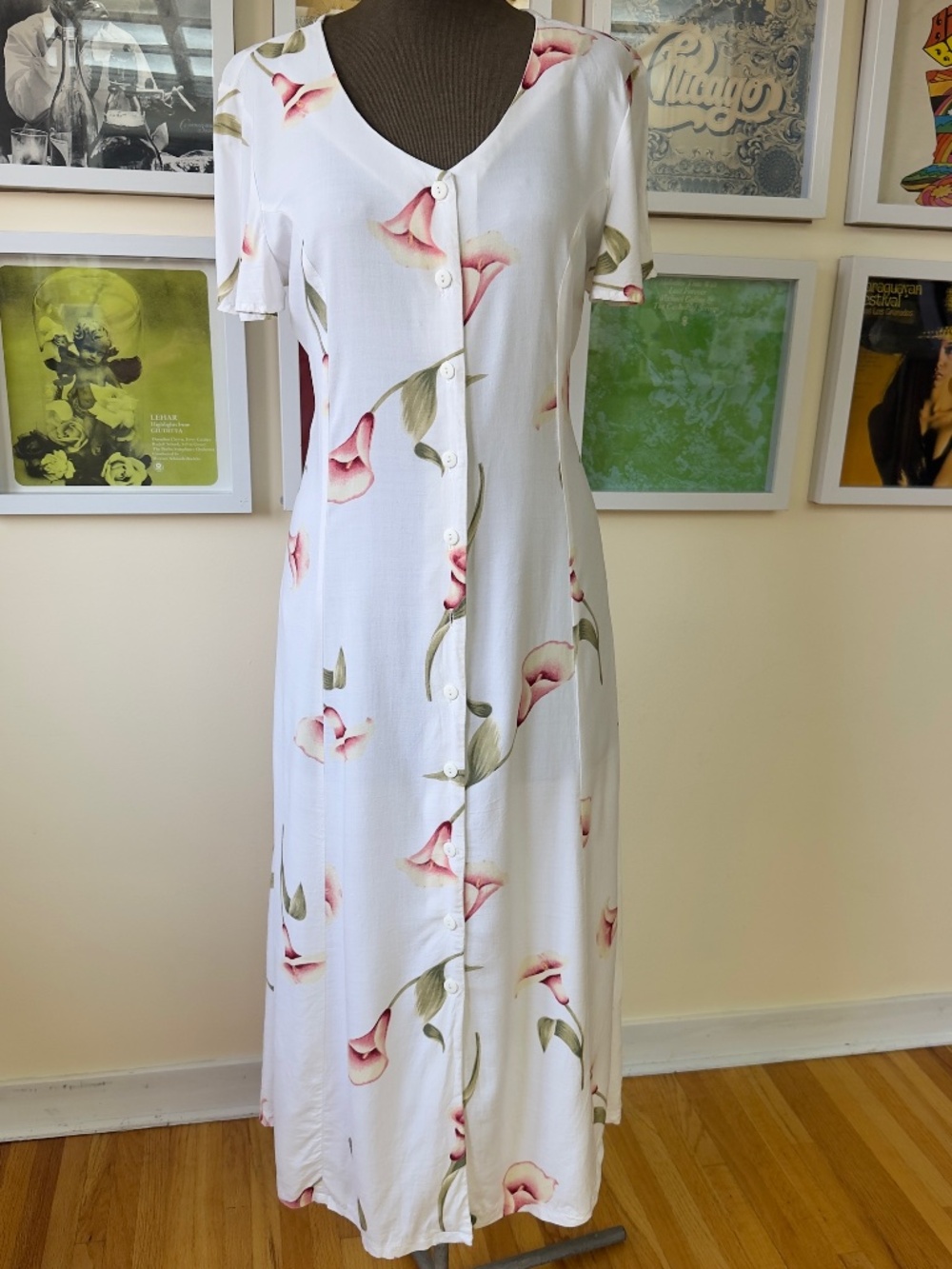 Vintage 90s White Floral Maxi Dress | Cottagecore | Coquette | Lace-Up Back